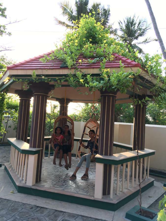 Sunset Beach Villa Cherai Kochi Exterior foto